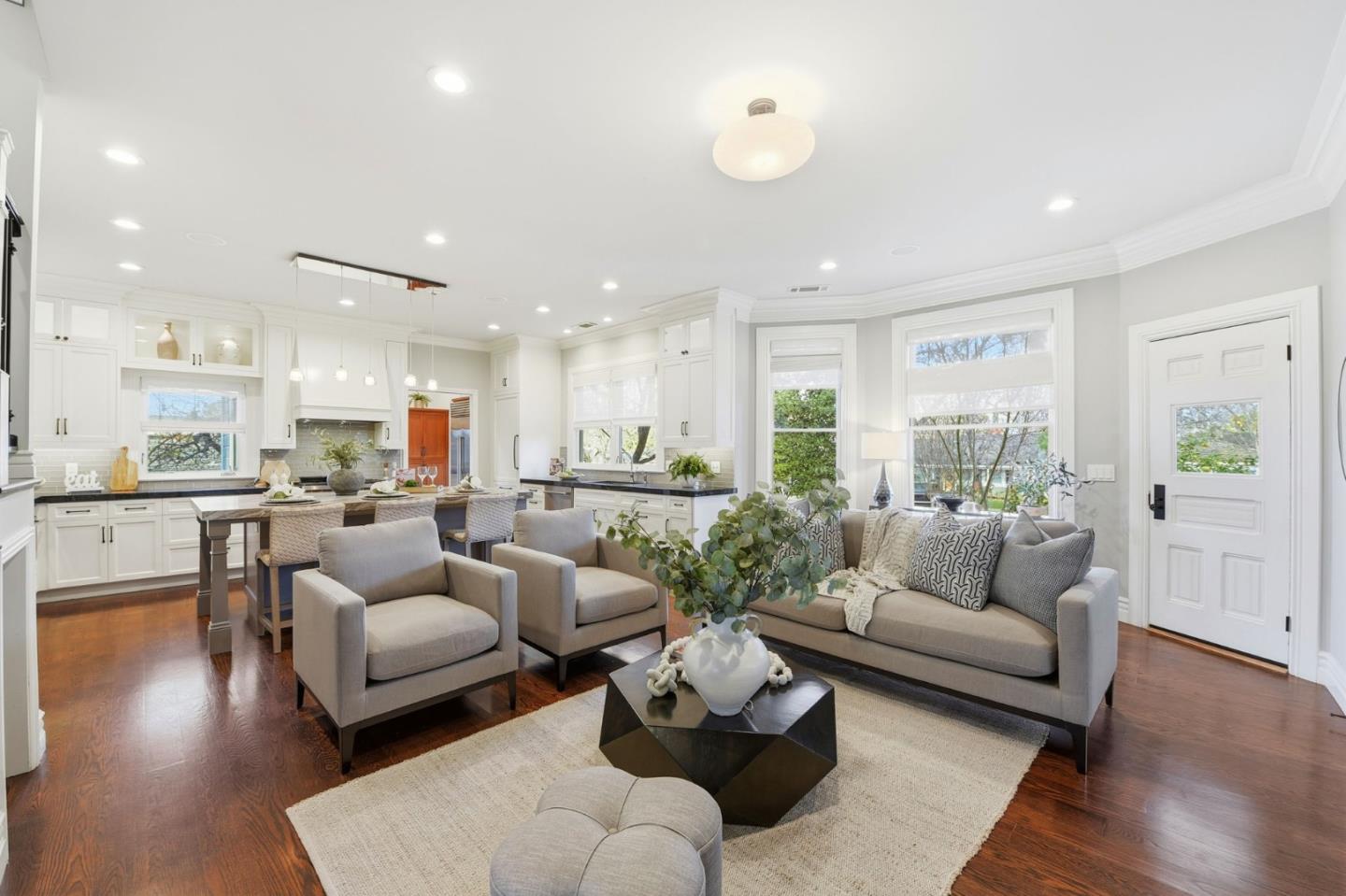 1085 Camino Ramon