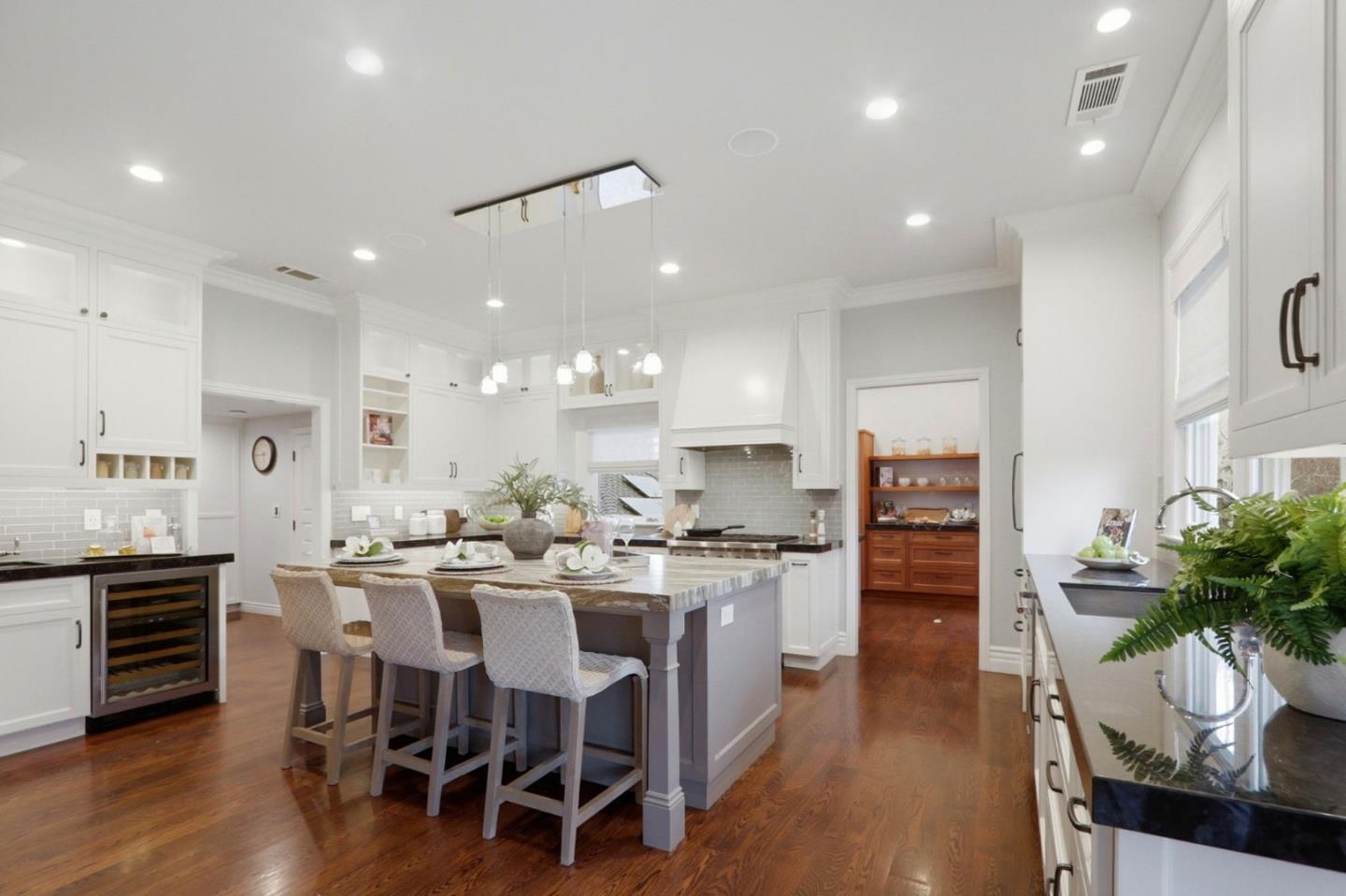 1085 Camino Ramon