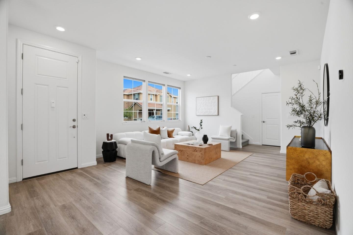2658 Admiral Circle