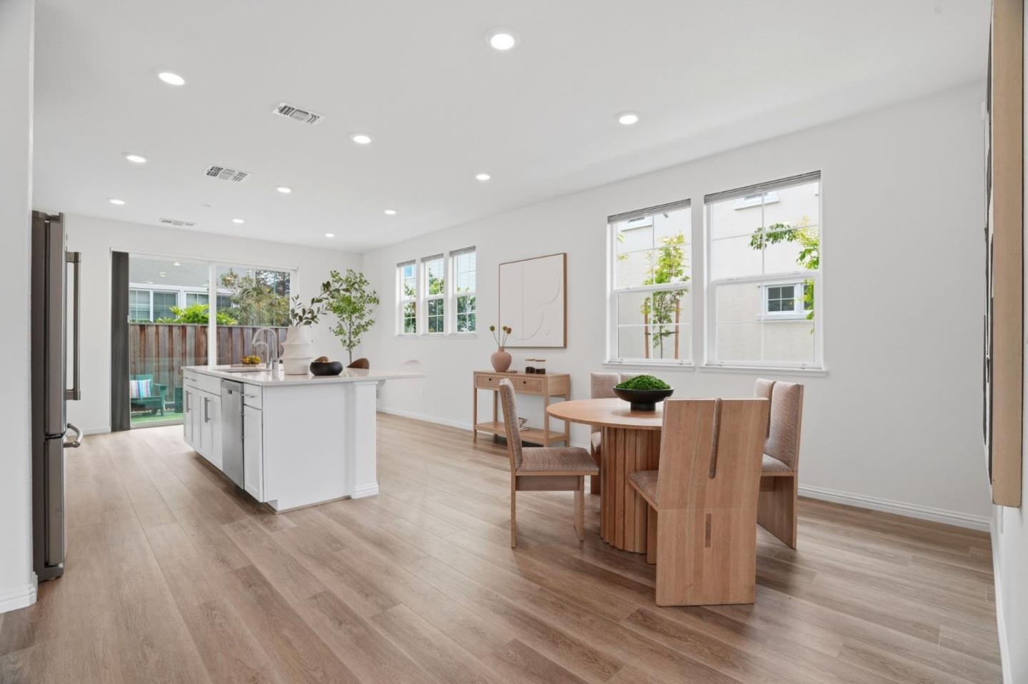 2658 Admiral Circle