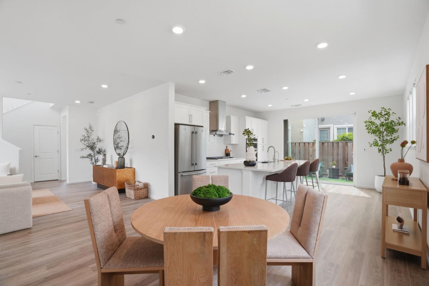 2658 Admiral Circle