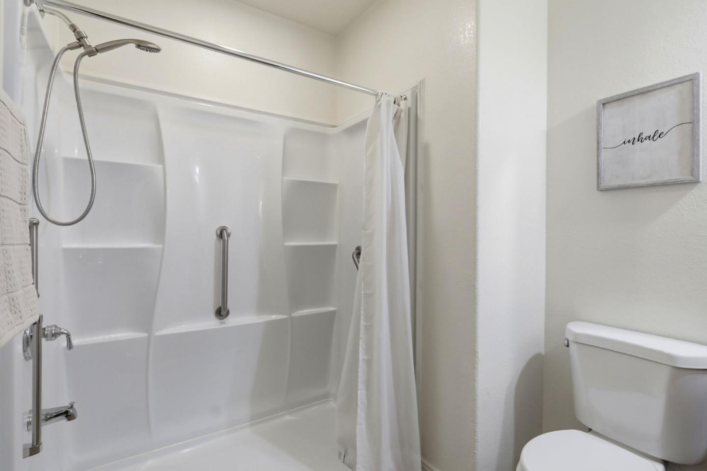 338 Creekside Village DR