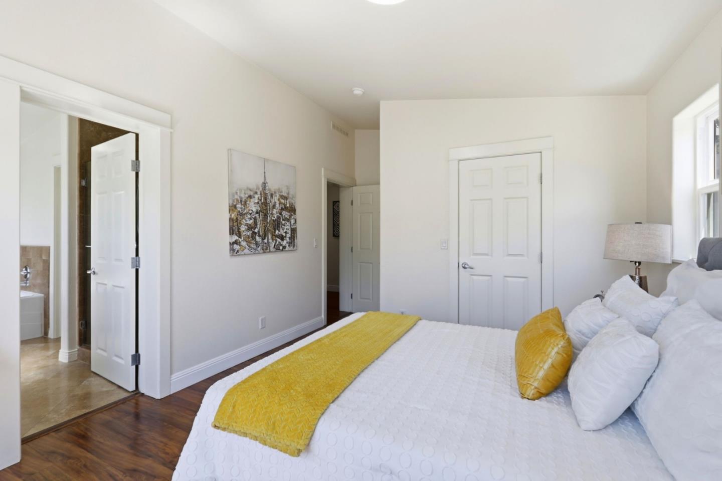 338 Creekside Village DR