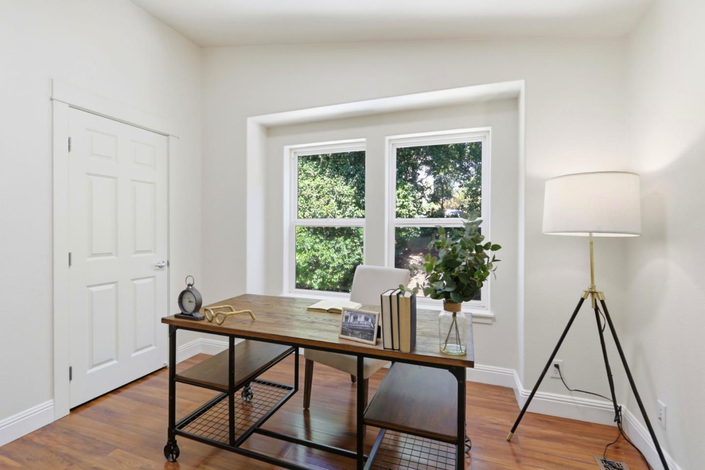 338 Creekside Village DR