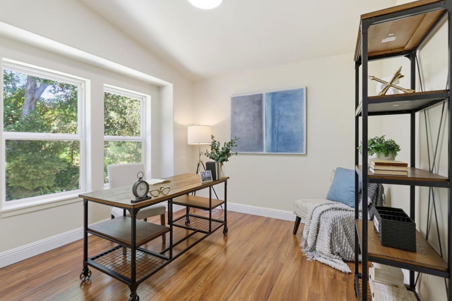 338 Creekside Village DR