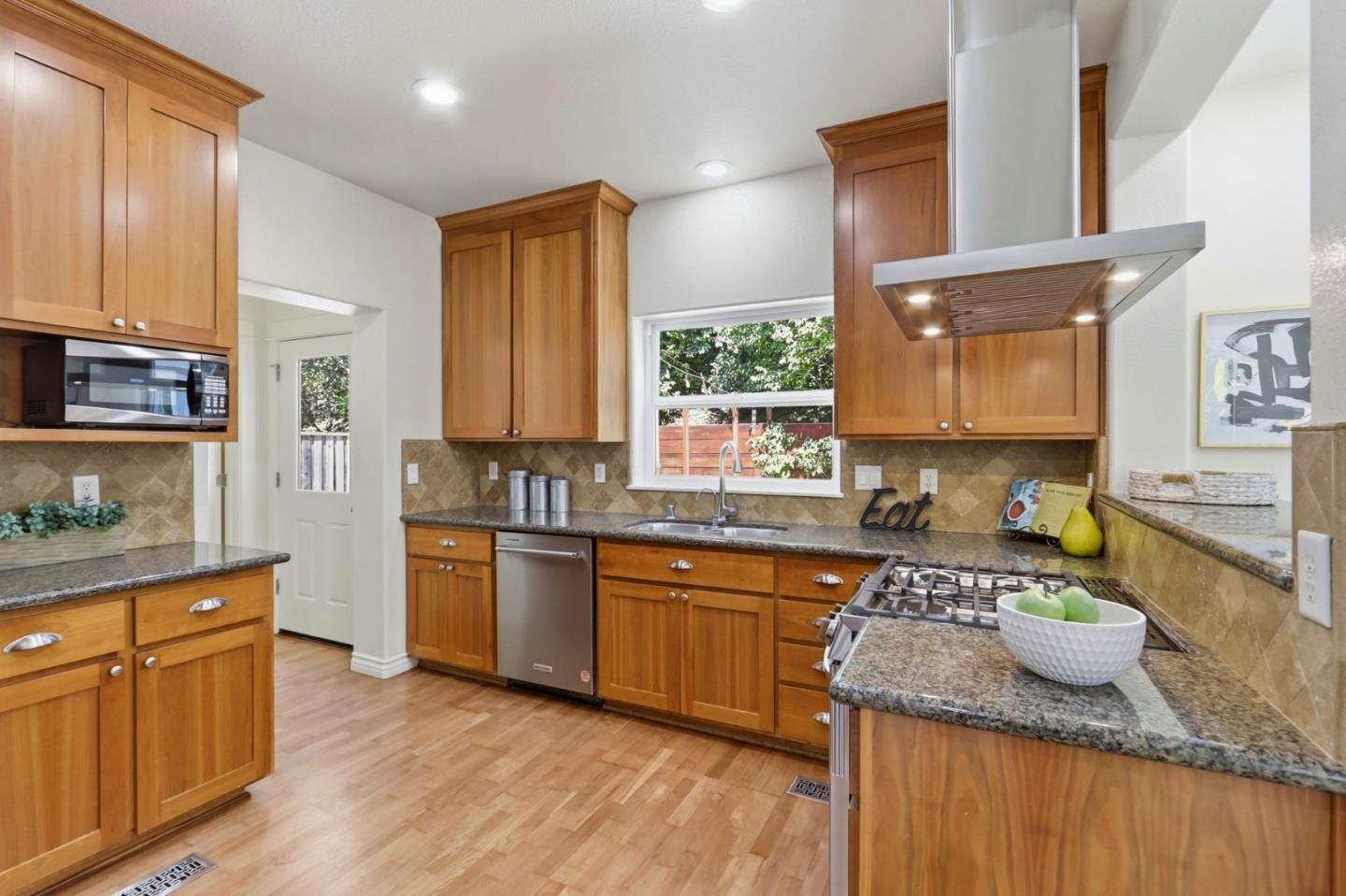 338 Creekside Village DR