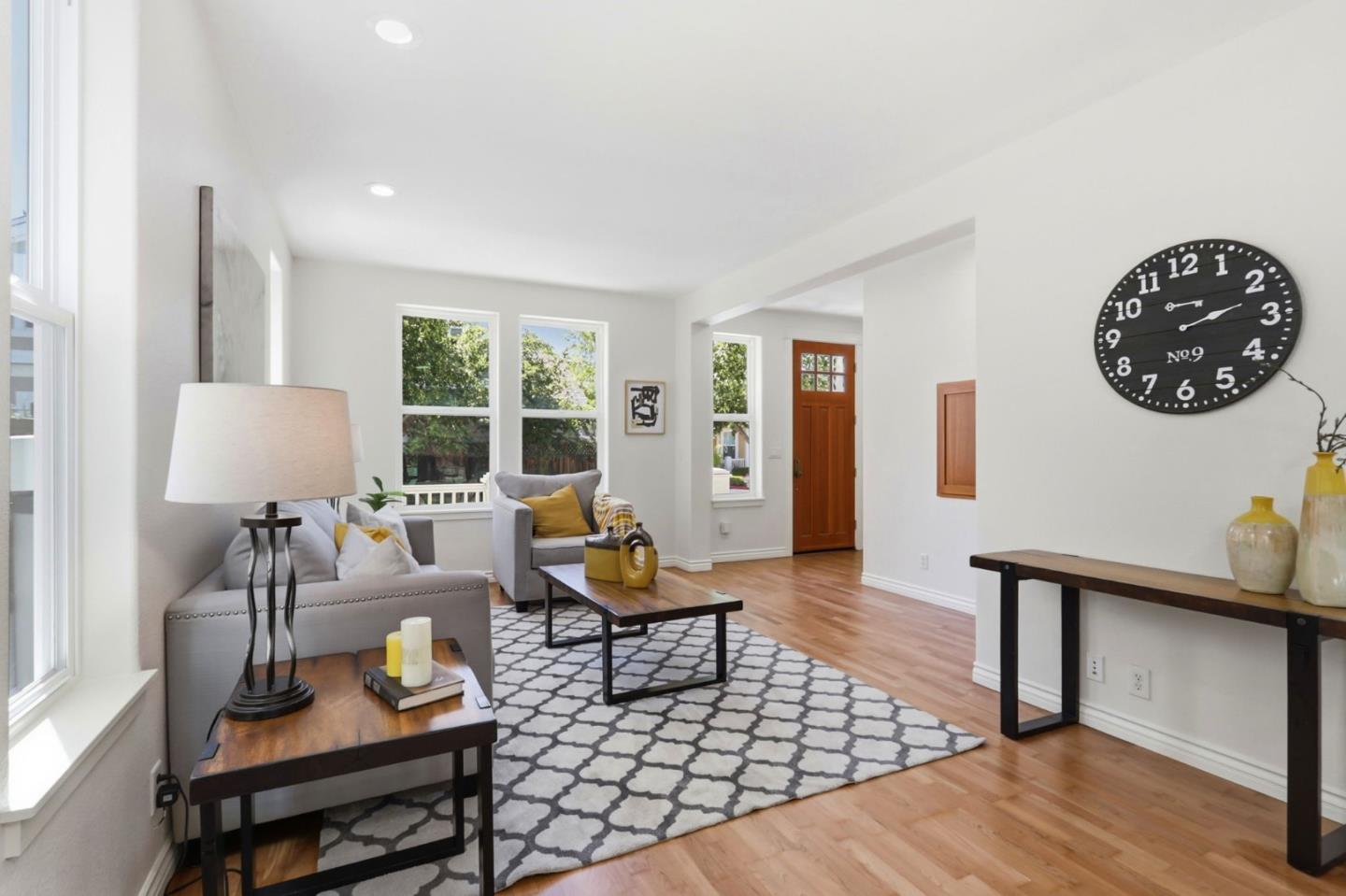 338 Creekside Village DR