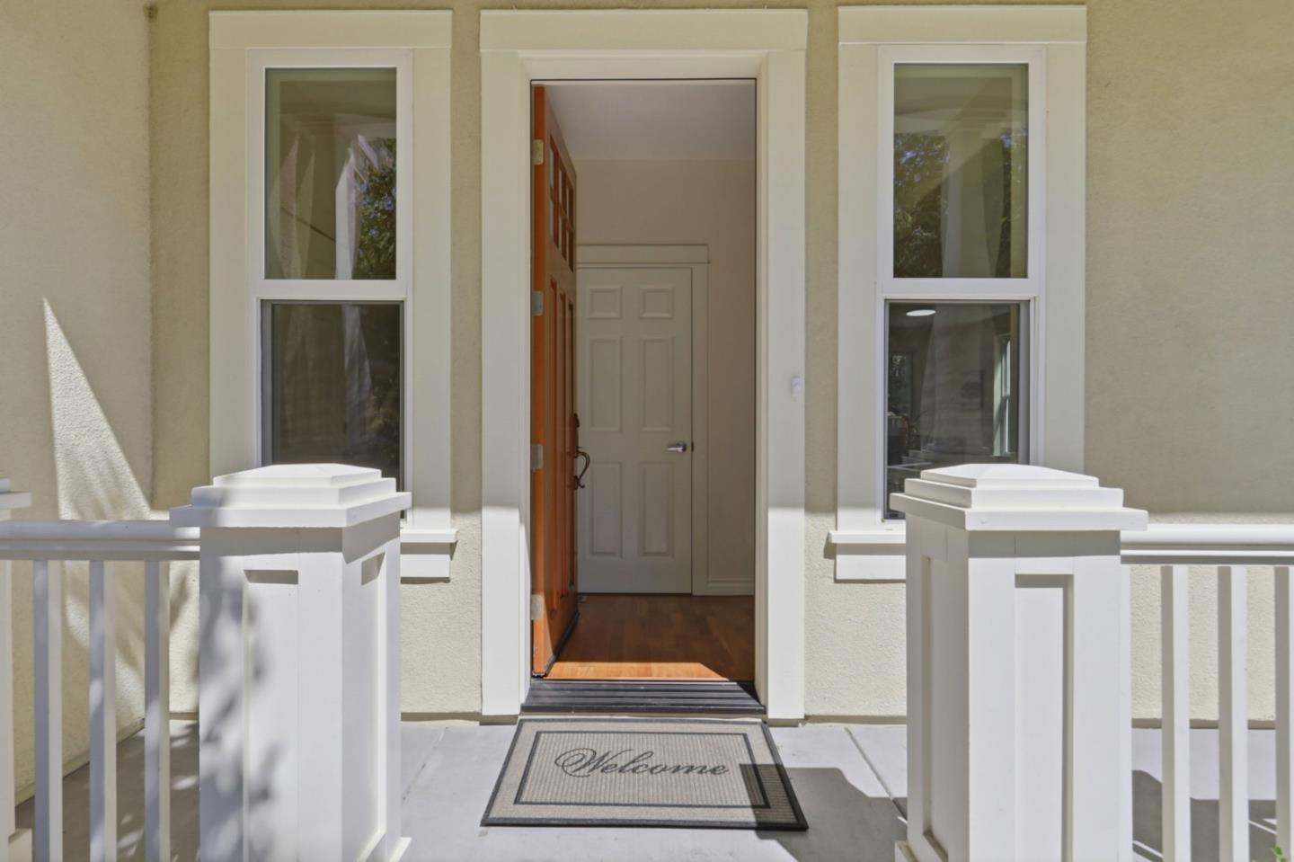 338 Creekside Village DR