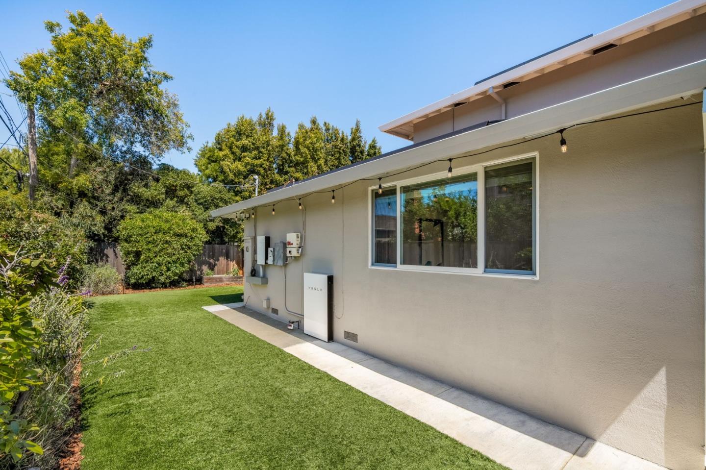 731 W Capistrano WAY