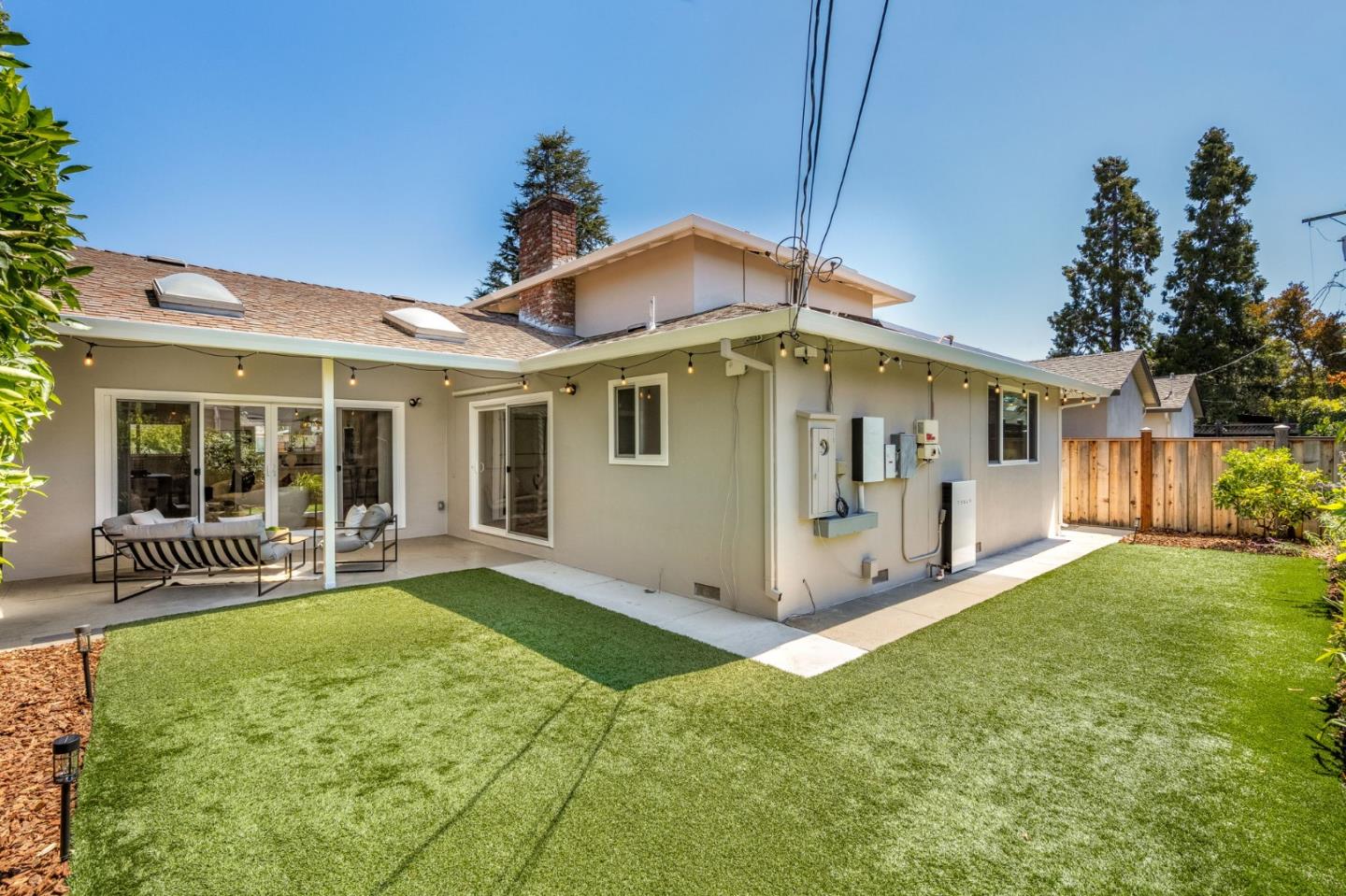 731 W Capistrano WAY