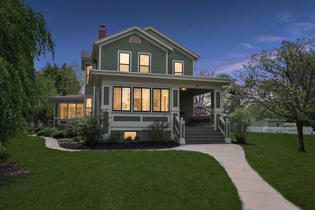 915 E Bloomington Street