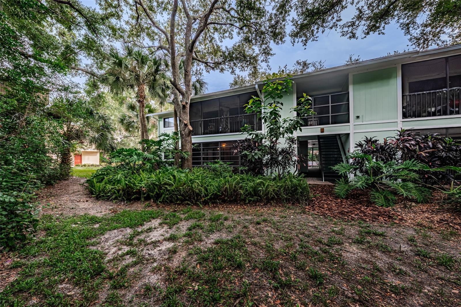 3295 FOX CHASE CIR N #107