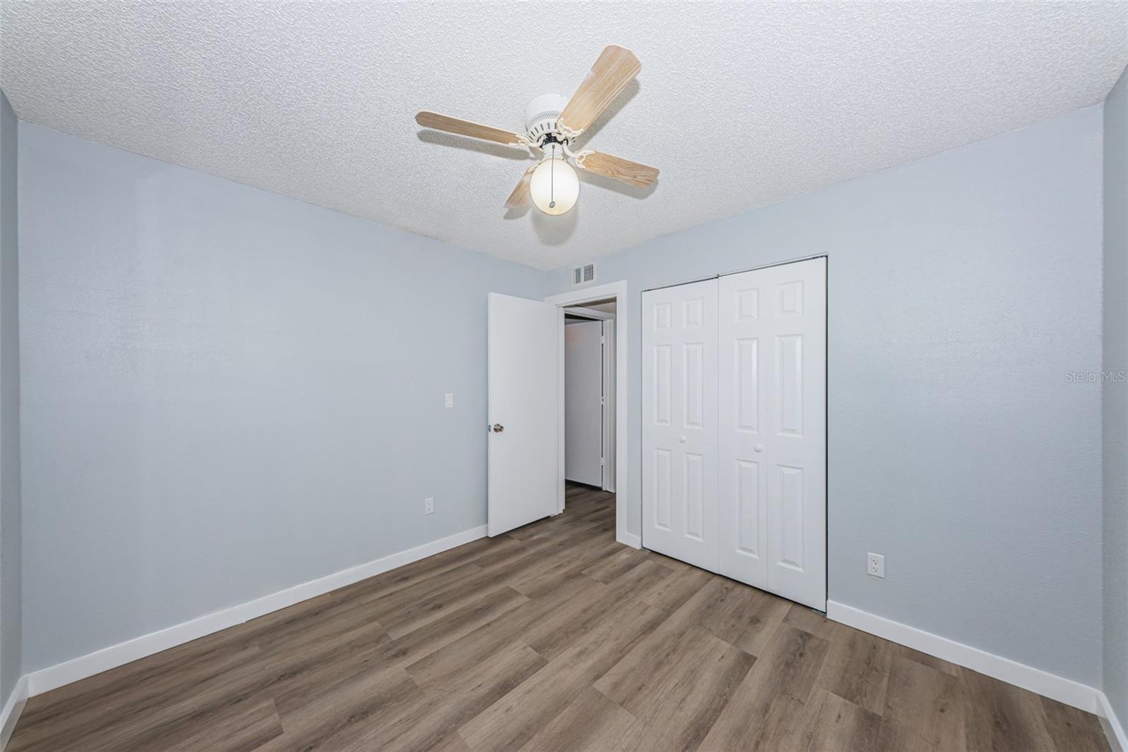 3295 FOX CHASE CIR N #107