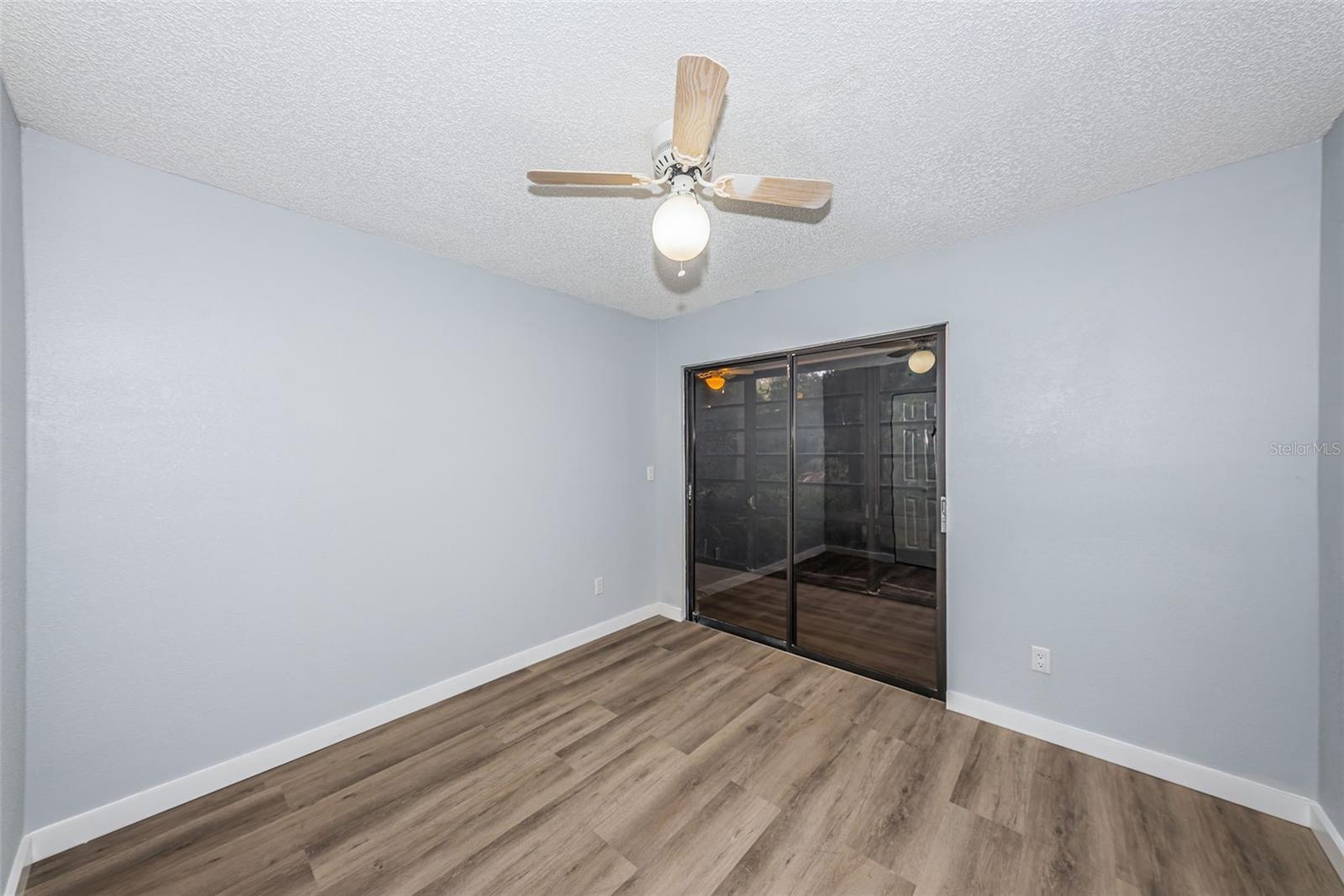 3295 FOX CHASE CIR N #107