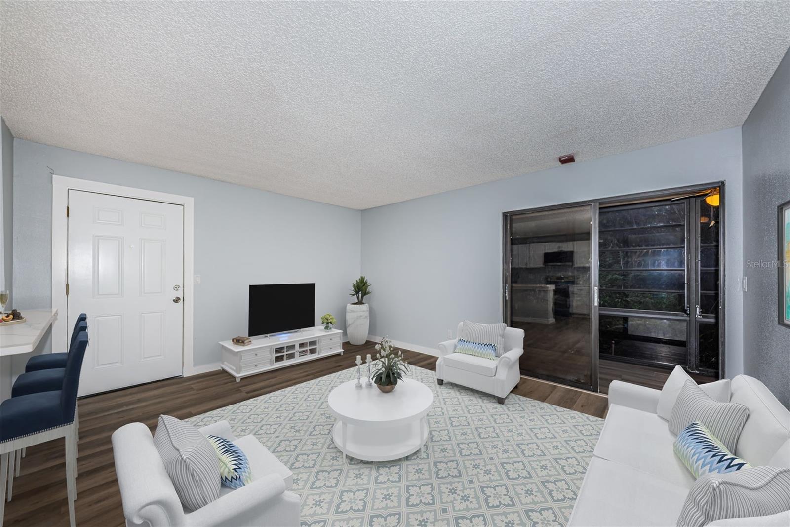 3295 FOX CHASE CIR N #107