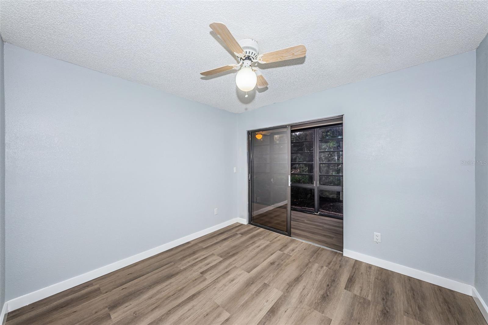 3295 FOX CHASE CIR N #107