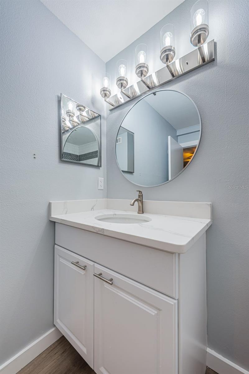 3295 FOX CHASE CIR N #107