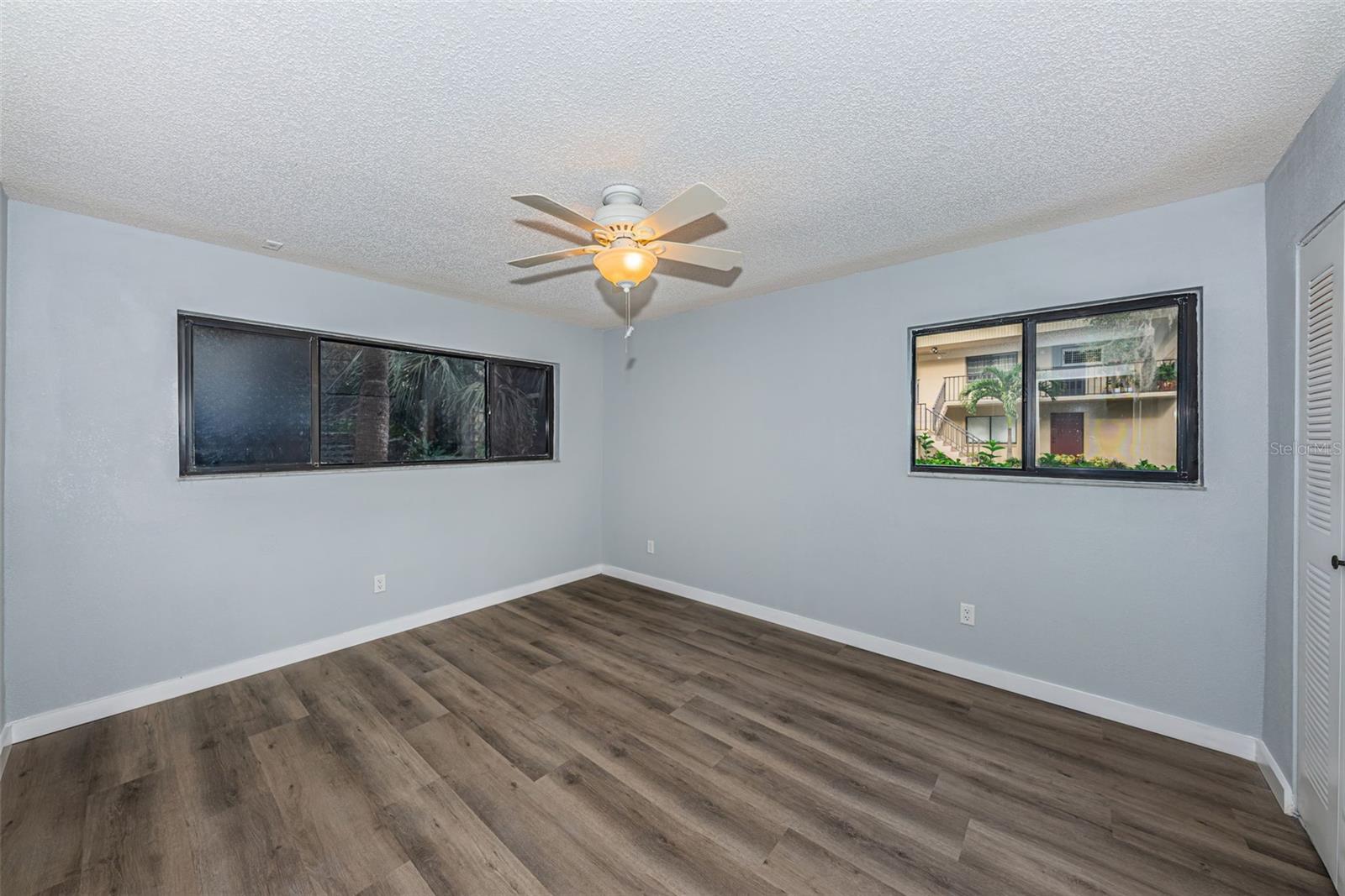 3295 FOX CHASE CIR N #107