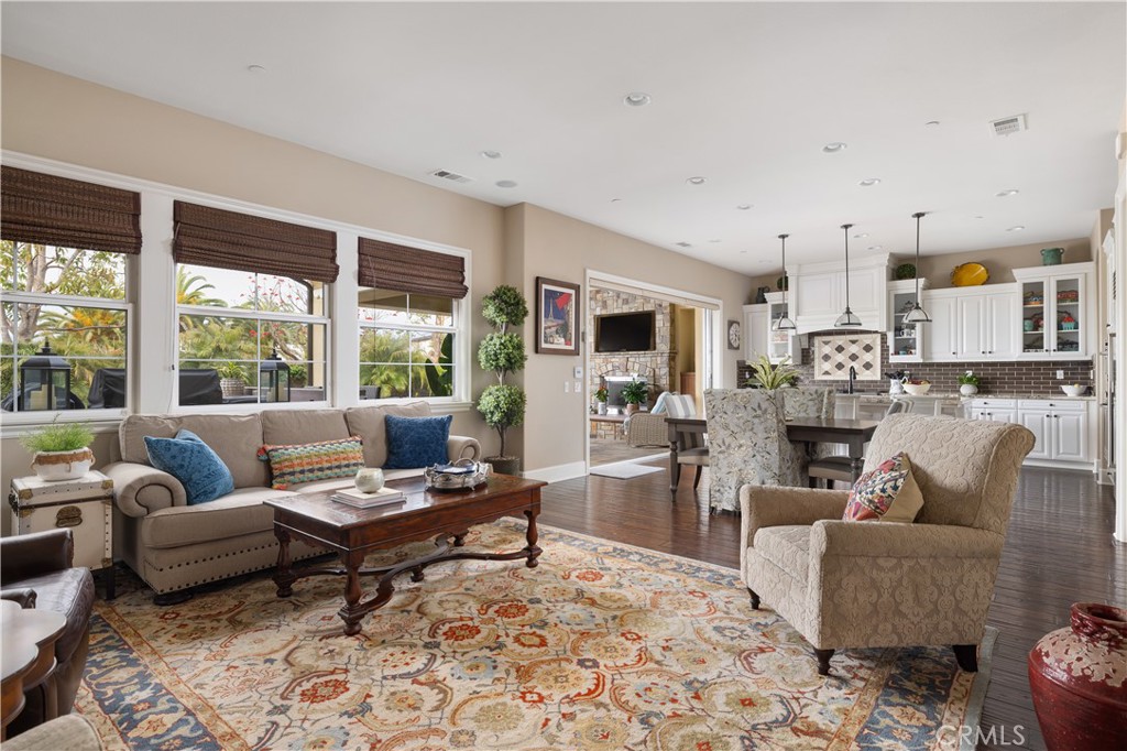 4461 Oceanridge Drive