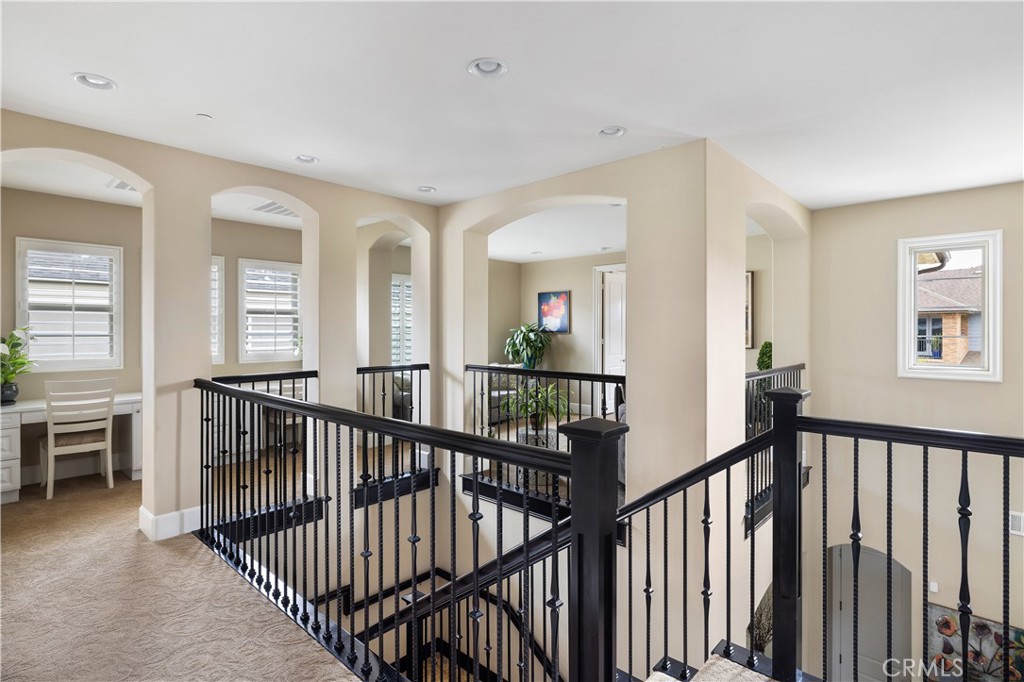 4461 Oceanridge Drive