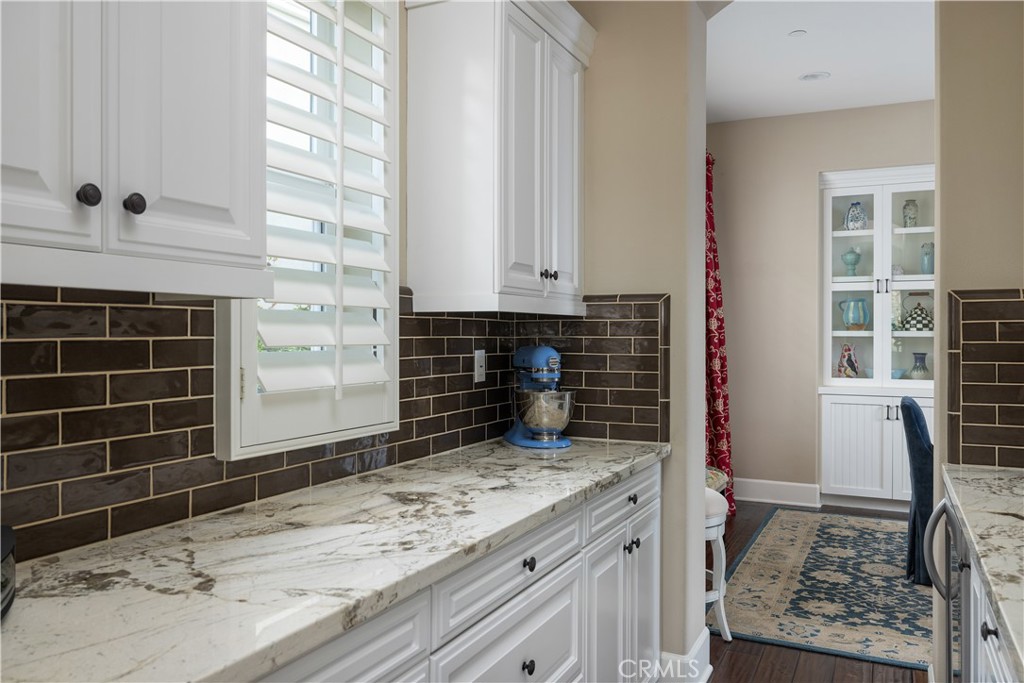 4461 Oceanridge Drive