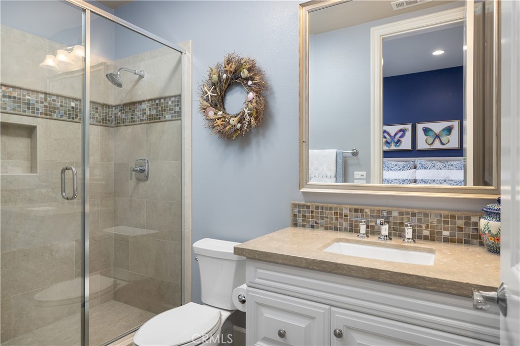 4461 Oceanridge Drive