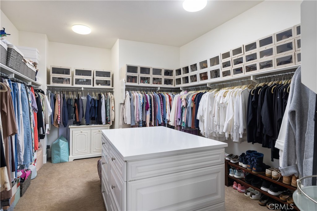 4461 Oceanridge Drive