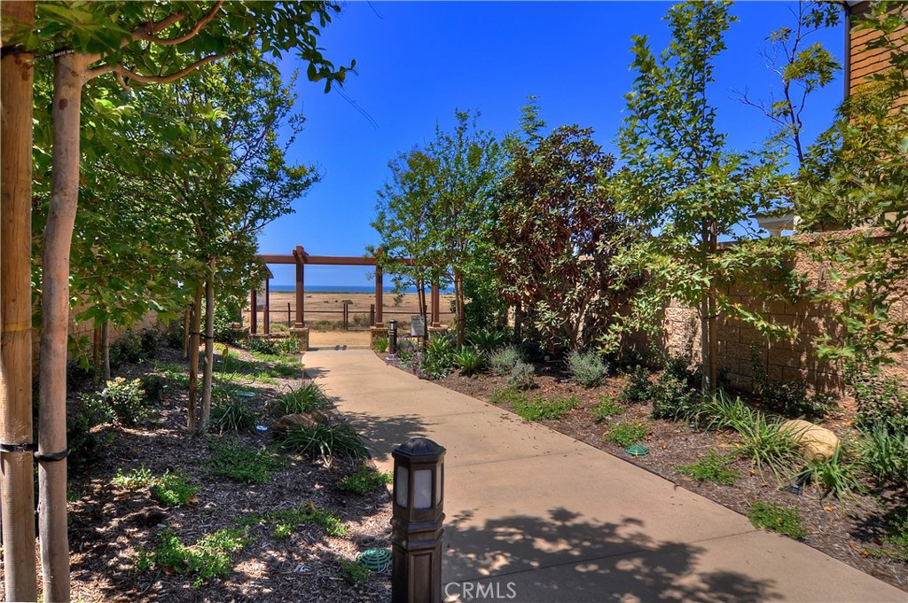 4461 Oceanridge Drive