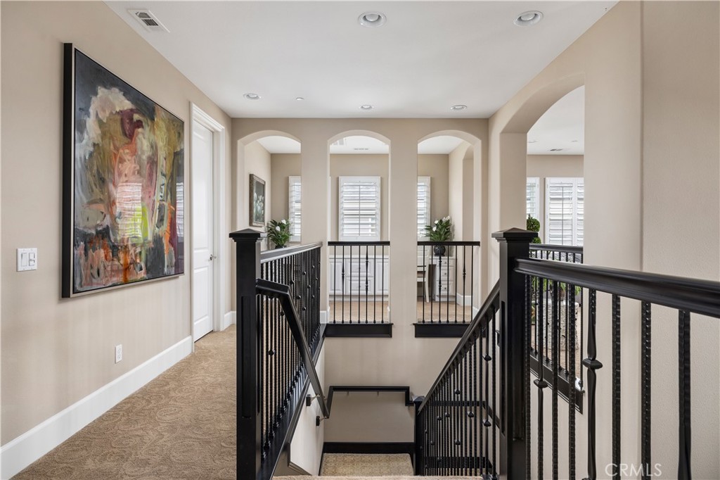 4461 Oceanridge Drive