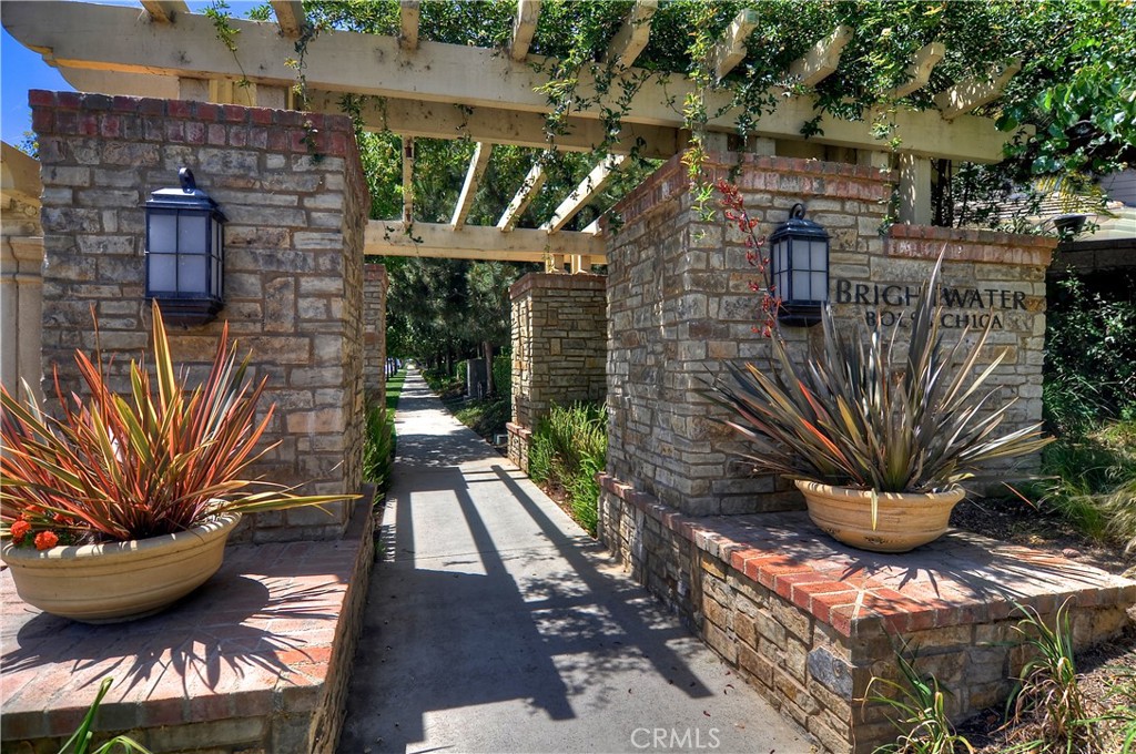 4461 Oceanridge Drive