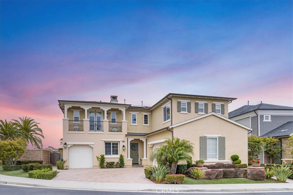 4461 Oceanridge Drive