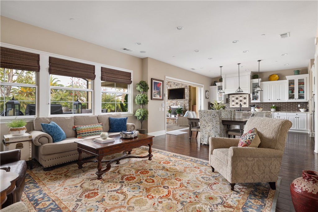 4461 Oceanridge Drive