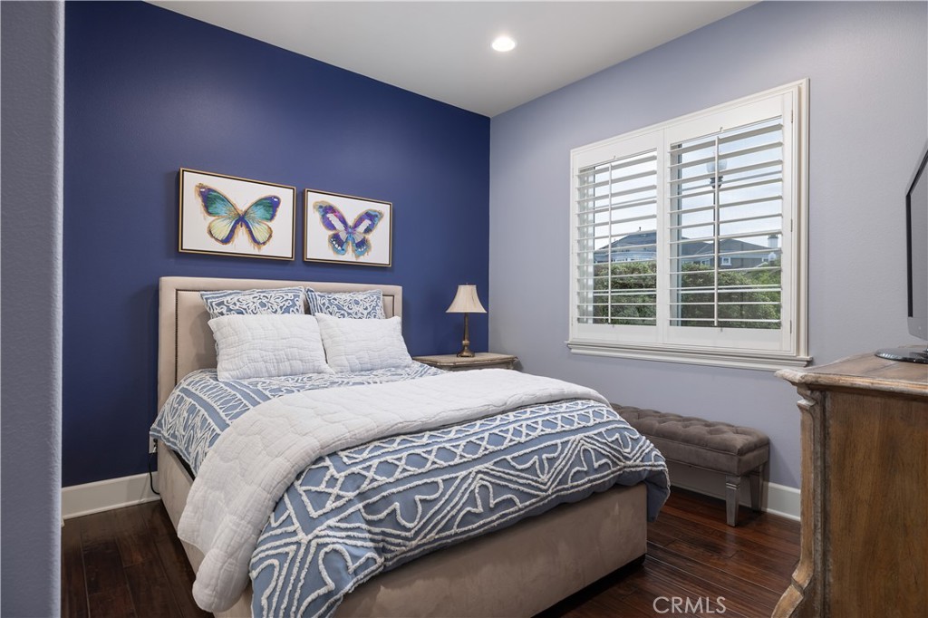 4461 Oceanridge Drive