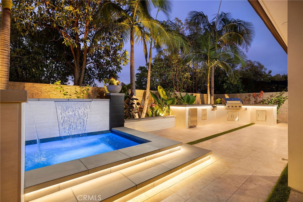 4901 Orleans Drive