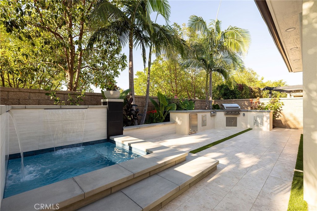 4901 Orleans Drive