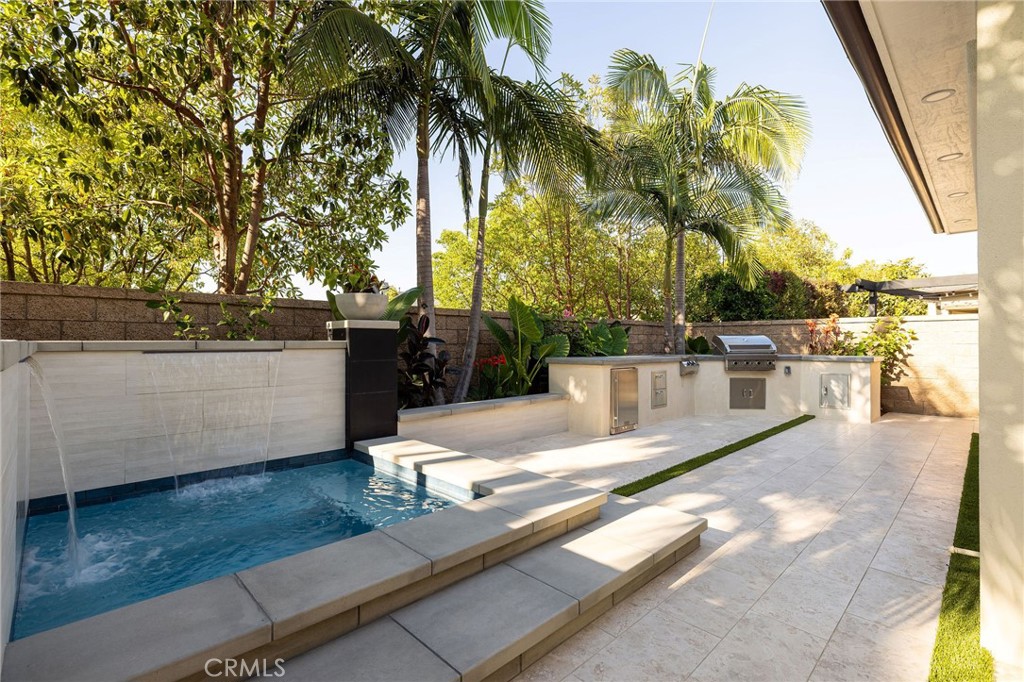 4901 Orleans Drive