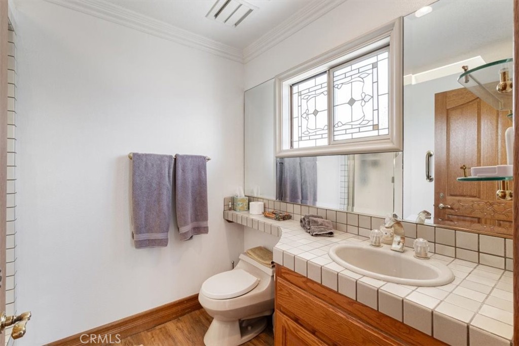 17182 Hillside Circle