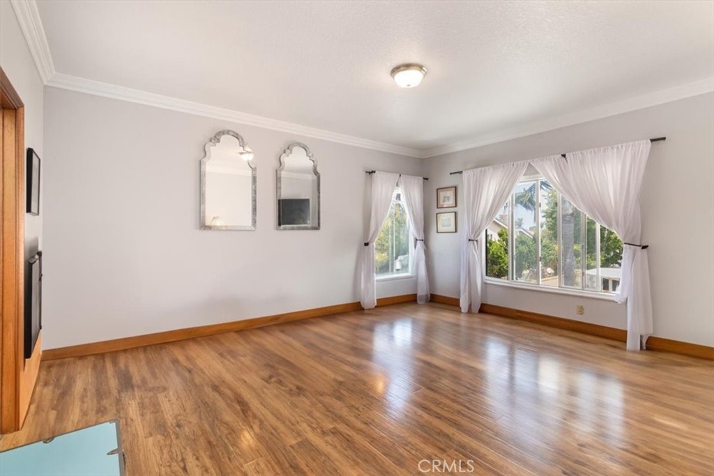 17182 Hillside Circle