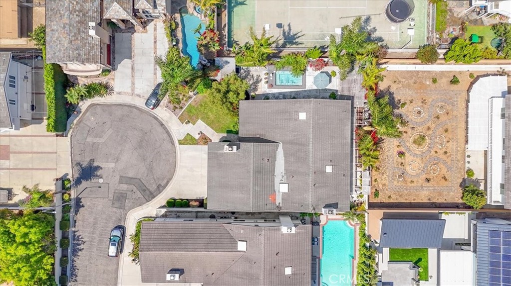 17182 Hillside Circle