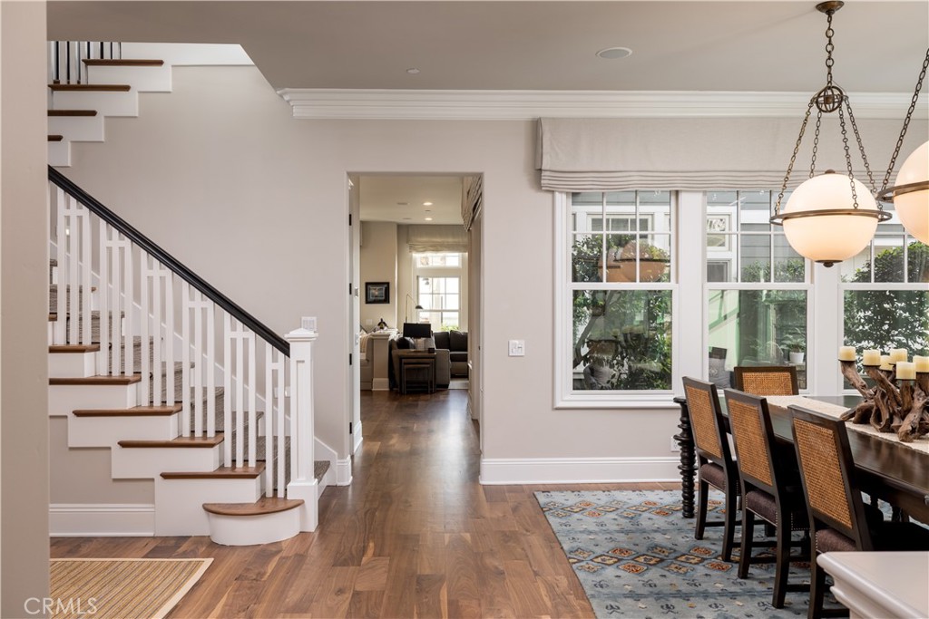 4492 Oceanridge Drive