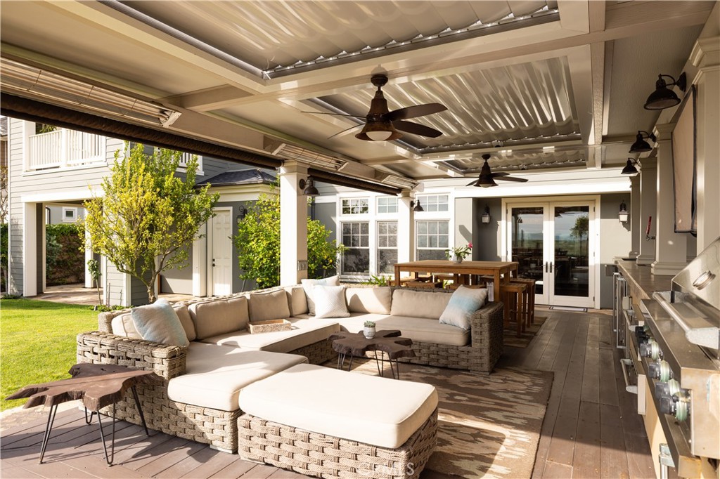 4492 Oceanridge Drive