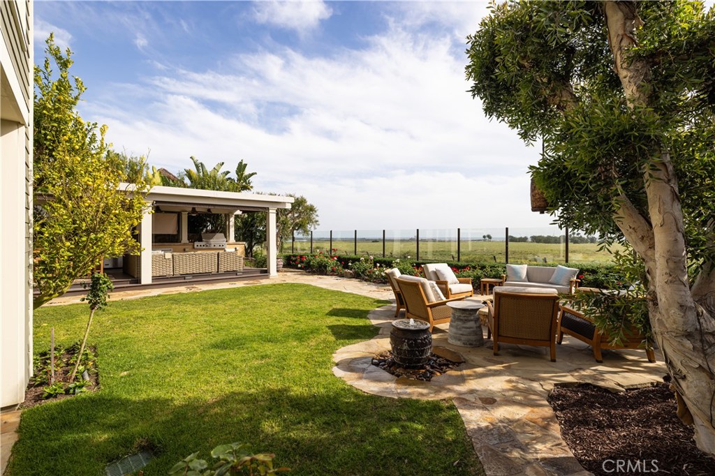4492 Oceanridge Drive