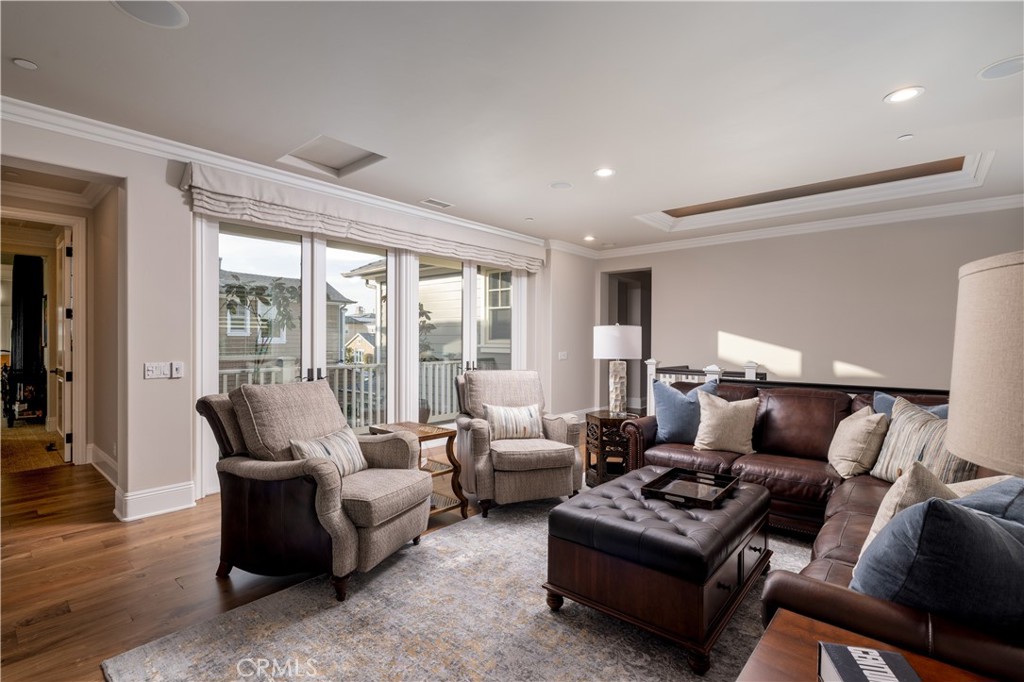 4492 Oceanridge Drive