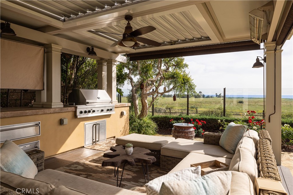 4492 Oceanridge Drive