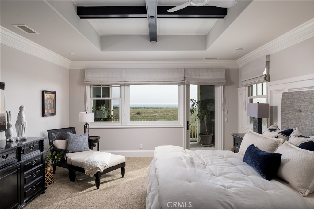 4492 Oceanridge Drive