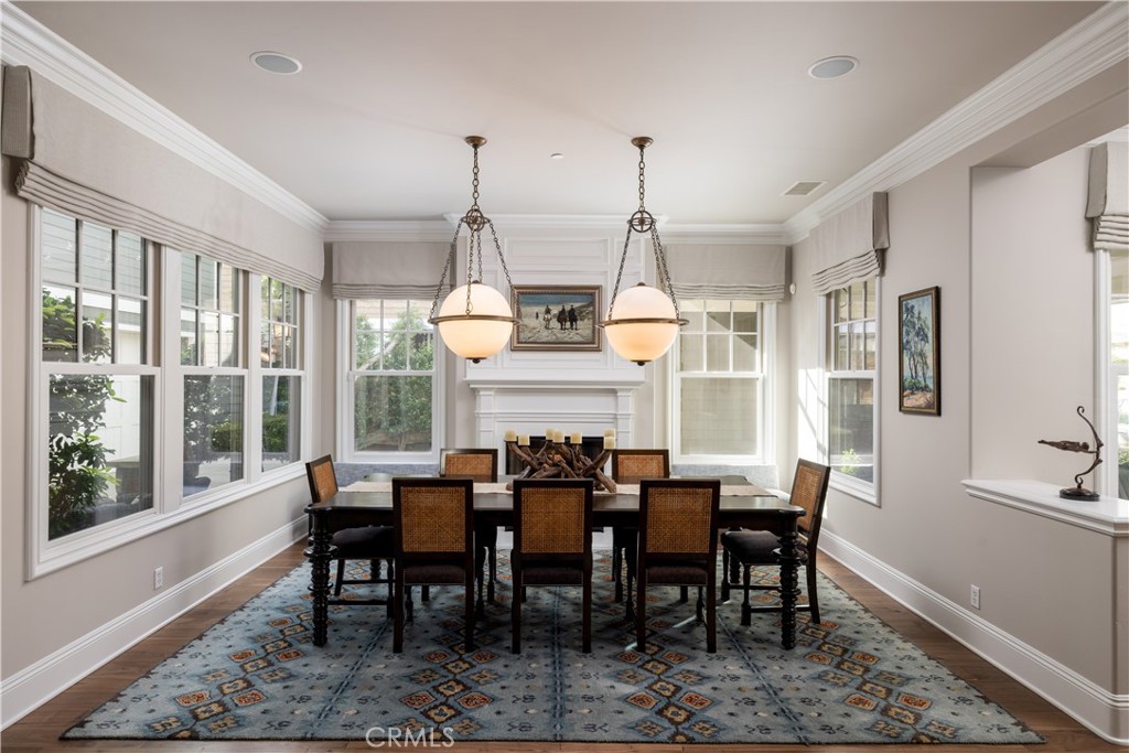 4492 Oceanridge Drive