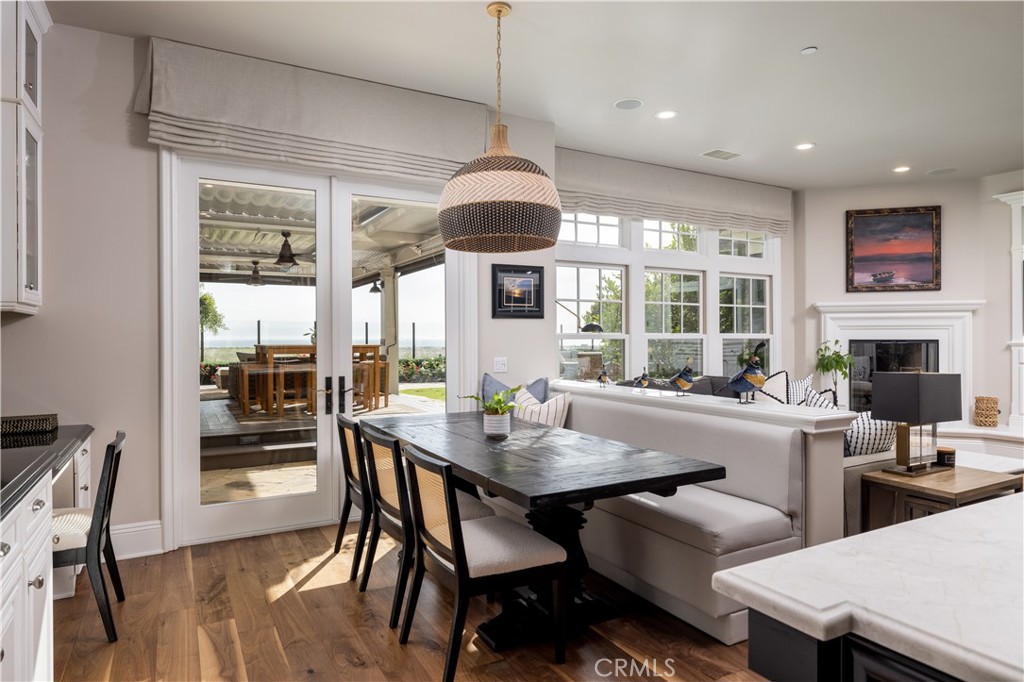 4492 Oceanridge Drive
