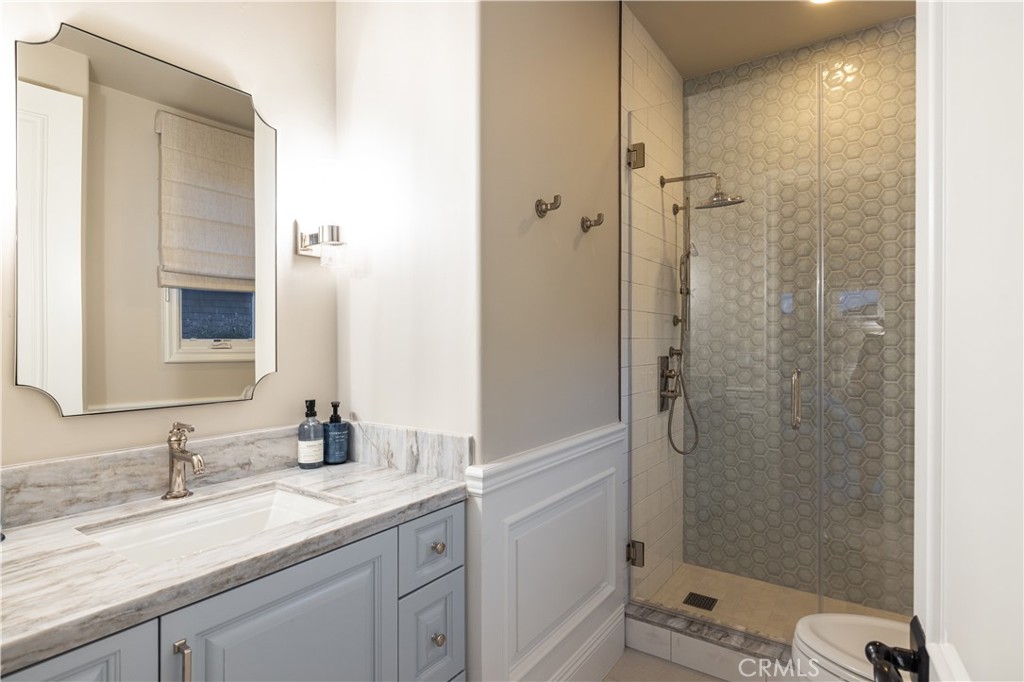 4492 Oceanridge Drive