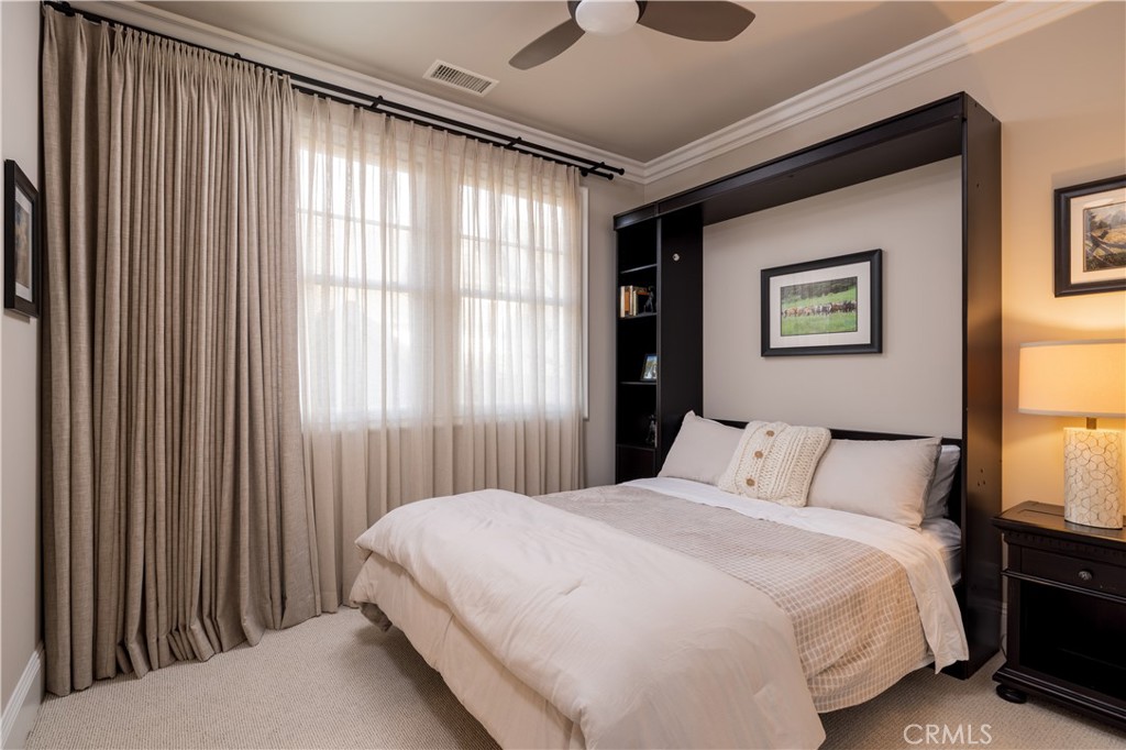 4492 Oceanridge Drive