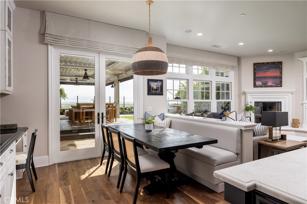 4492 Oceanridge Drive